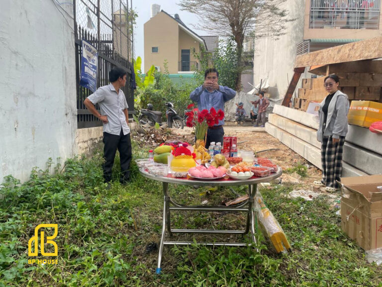 Mượn tuổi làm nhà có tốt không? Có nên mượn tuổi hay không?