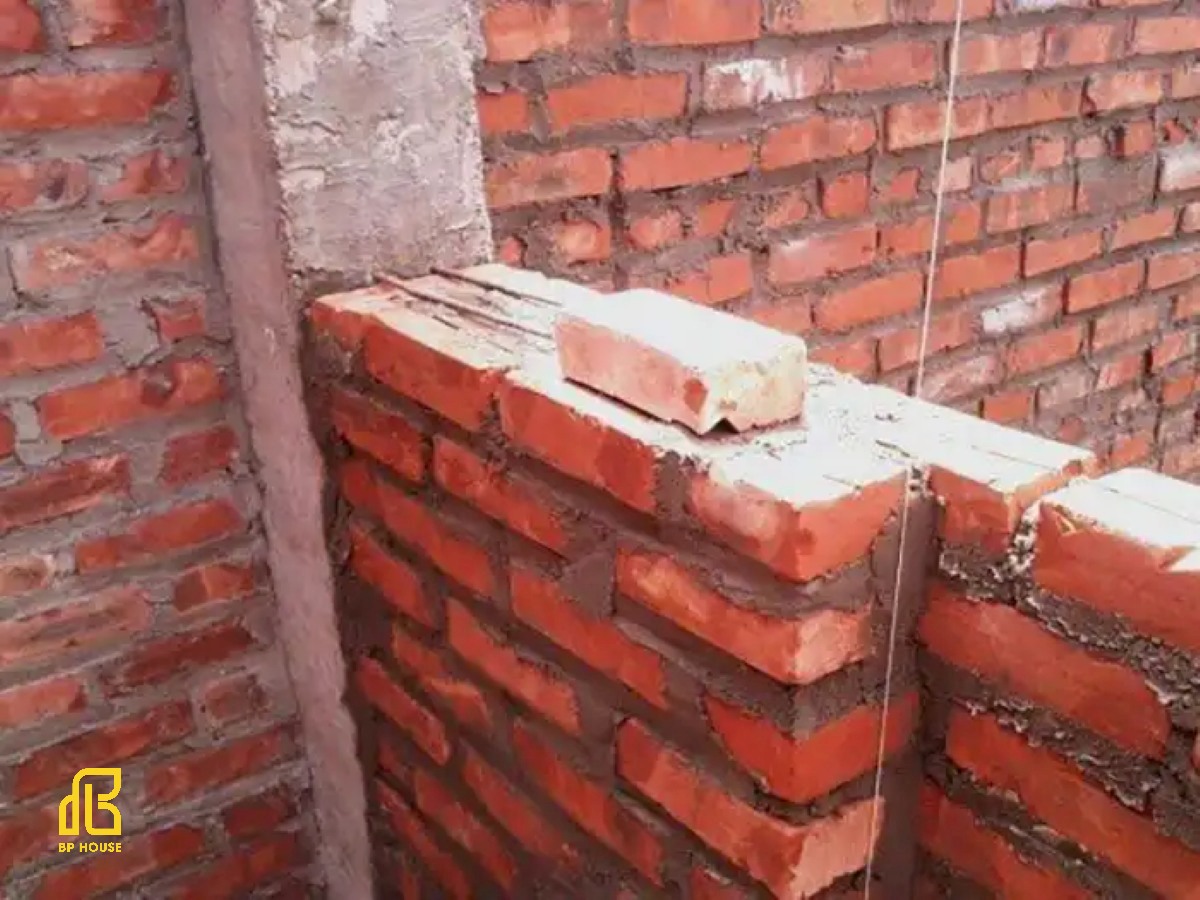 nên xây tường 10 hay tường 20