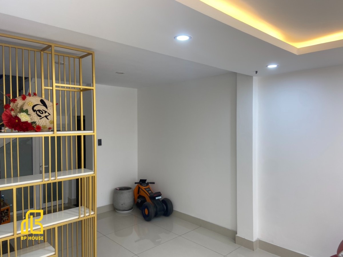 du-an-showroom-my-pham dự án showroom mỹ phẩm