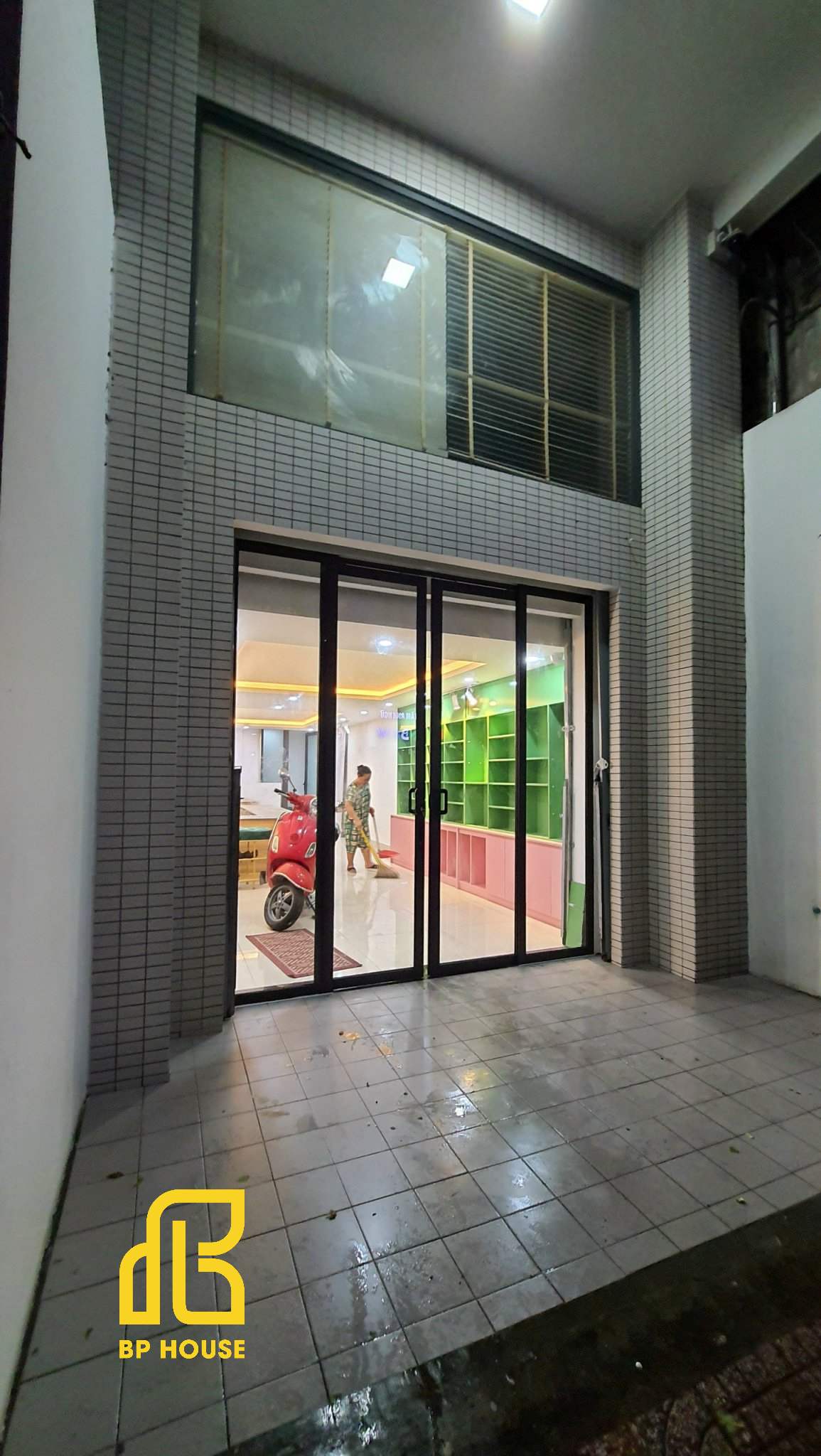 du-an-showroom-my-pham dự án showroom mỹ phẩm