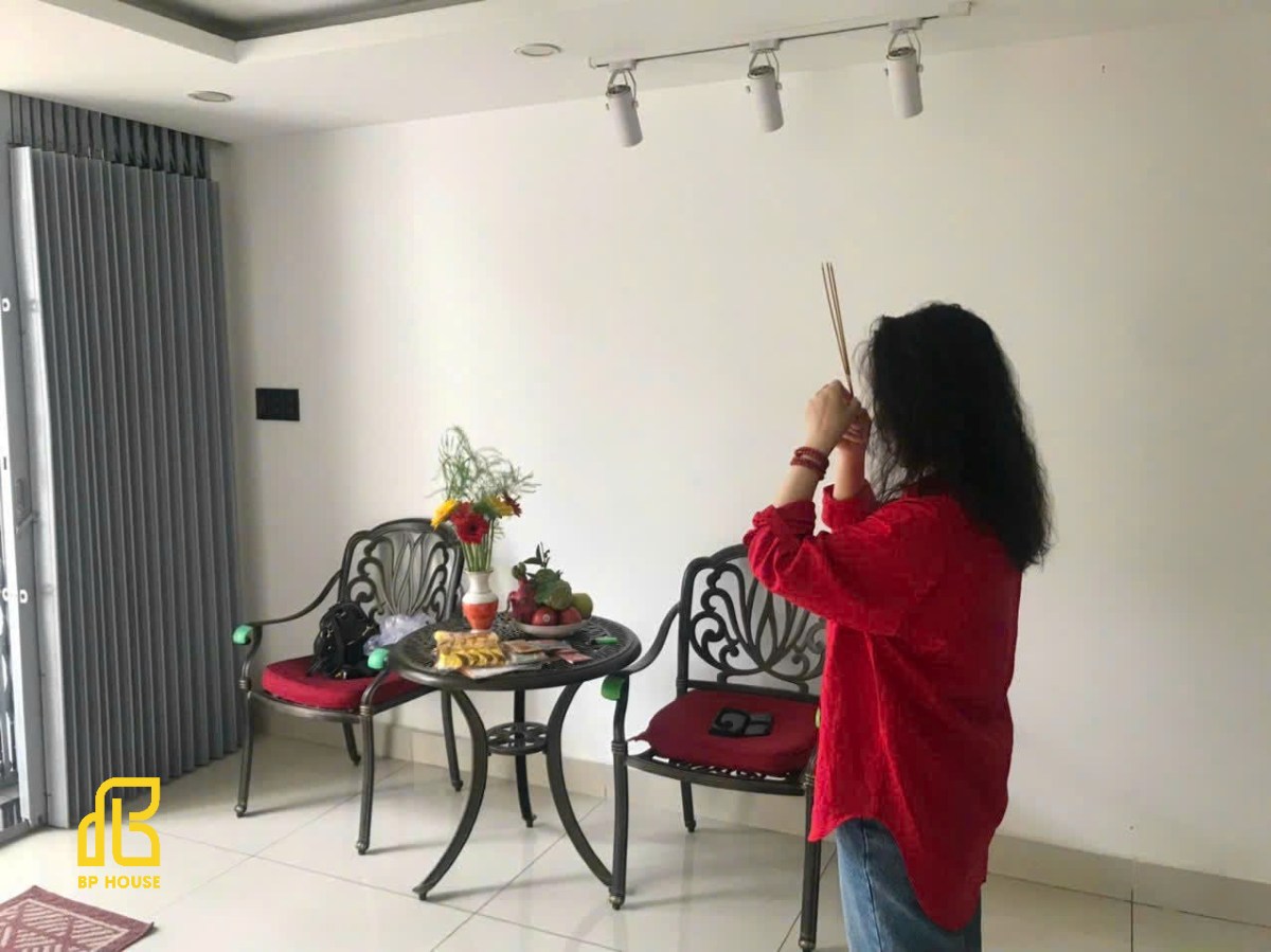 du-an-showroom-my-pham dự án showroom mỹ phẩm