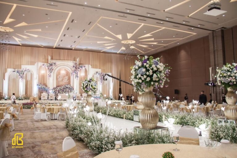 Ý tưởng thiết kế nhà hàng tiệc cưới tại Long Thành sang trọng