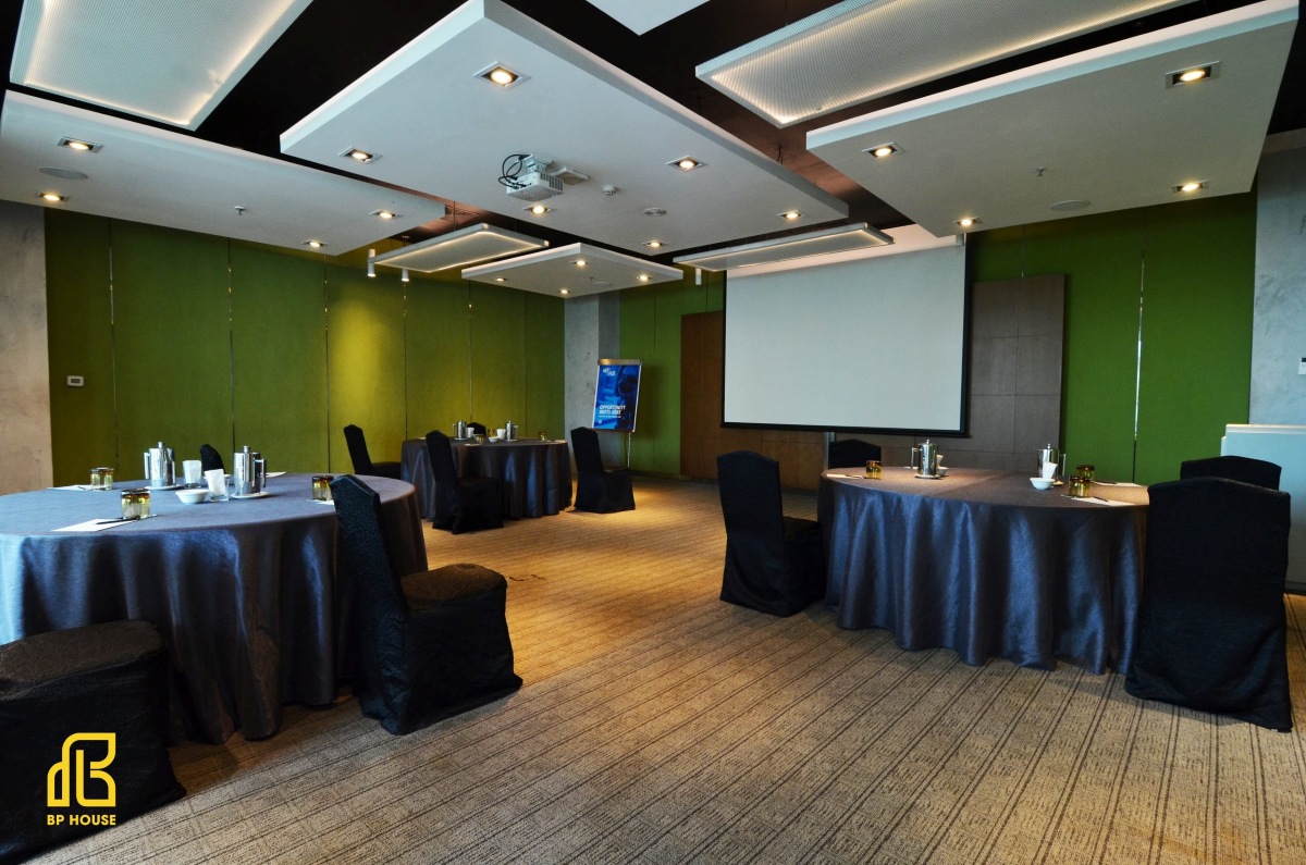 thiết kế khách sạn có hầm