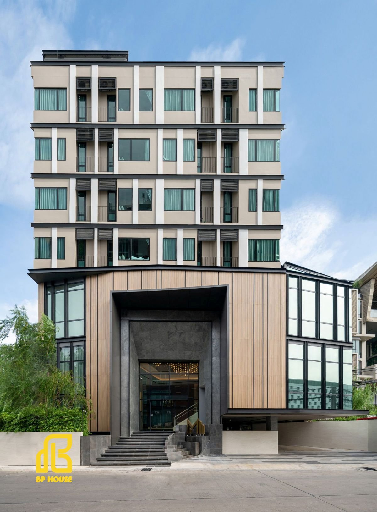 thiết kế thi công khách sạn có tầng hầm