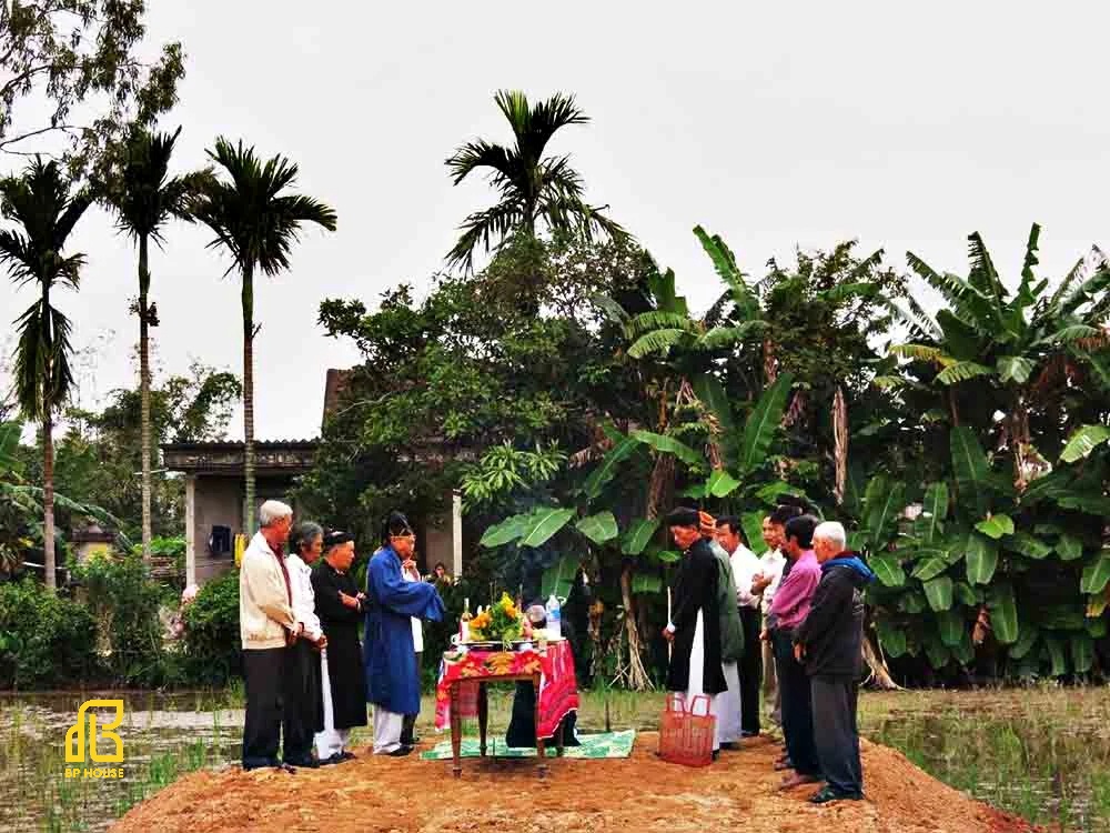 mượn tuổi làm nhà có tốt không